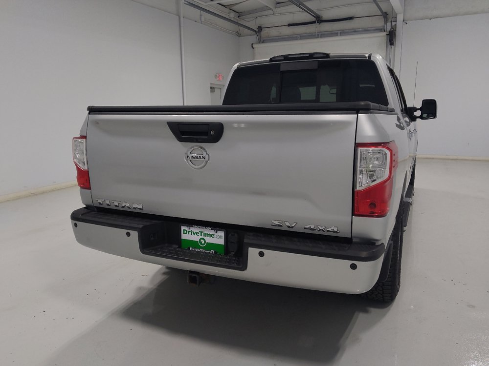 Used 2018 Nissan Titan SV w/ SV Convenience Package AWD/4WD image 7