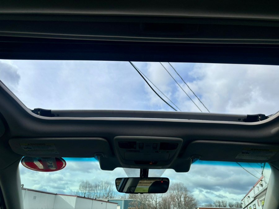 Used 2017 Subaru Legacy 2.5i Limited image 26