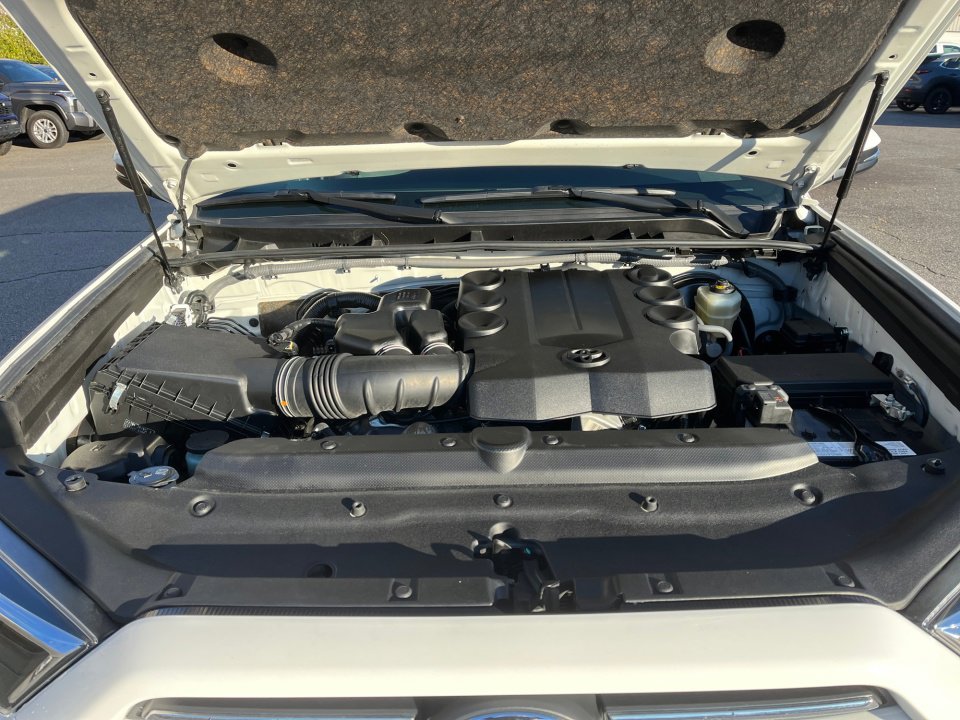 Used 2023 Toyota 4Runner SR5 Premium image 18