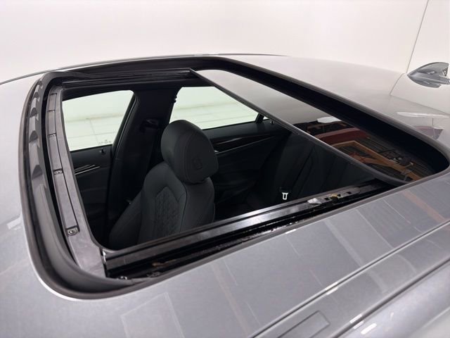Certified 2023 BMW 530i xDrive w/ Premium Package image 27