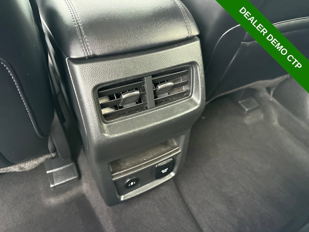 Used 2024 Ford Edge SEL w/ Convenience Package AWD/4WD image 15