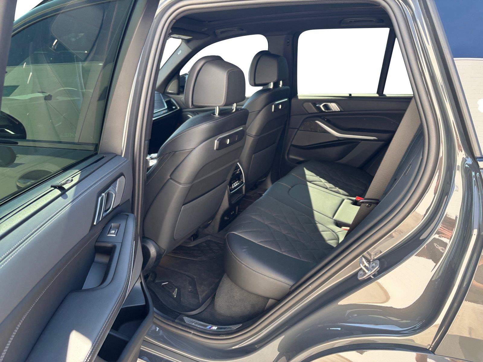 Used 2026 BMW X5 xDrive40i w/ M Sport Package AWD/4WD image 23