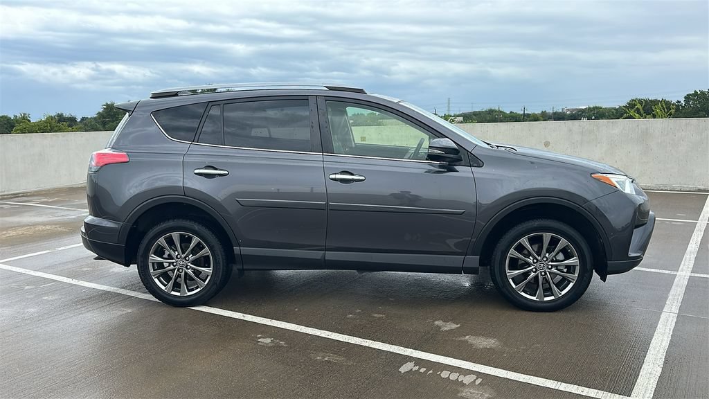 Used 2018 Toyota RAV4 Limited FWD image 14