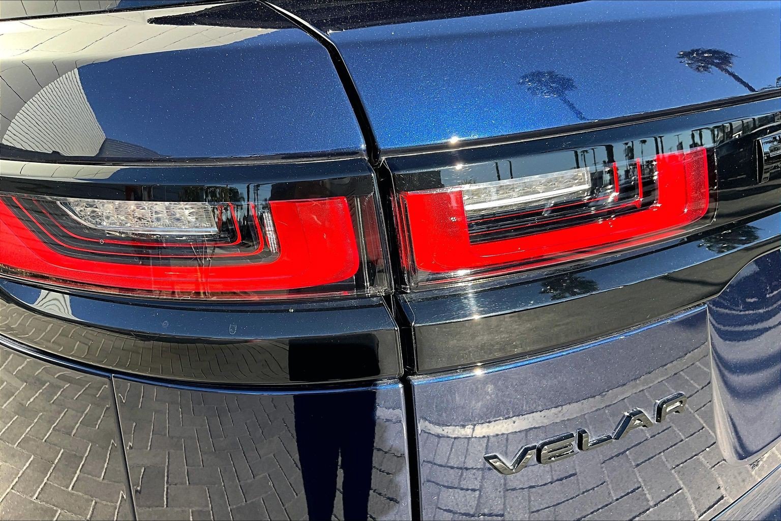 Used 2022 Land Rover Range Rover Velar S AWD/4WD image 28