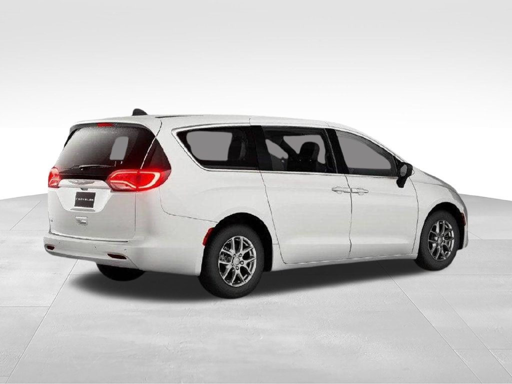 New 2027 Chrysler Pacifica LX FWD image 8