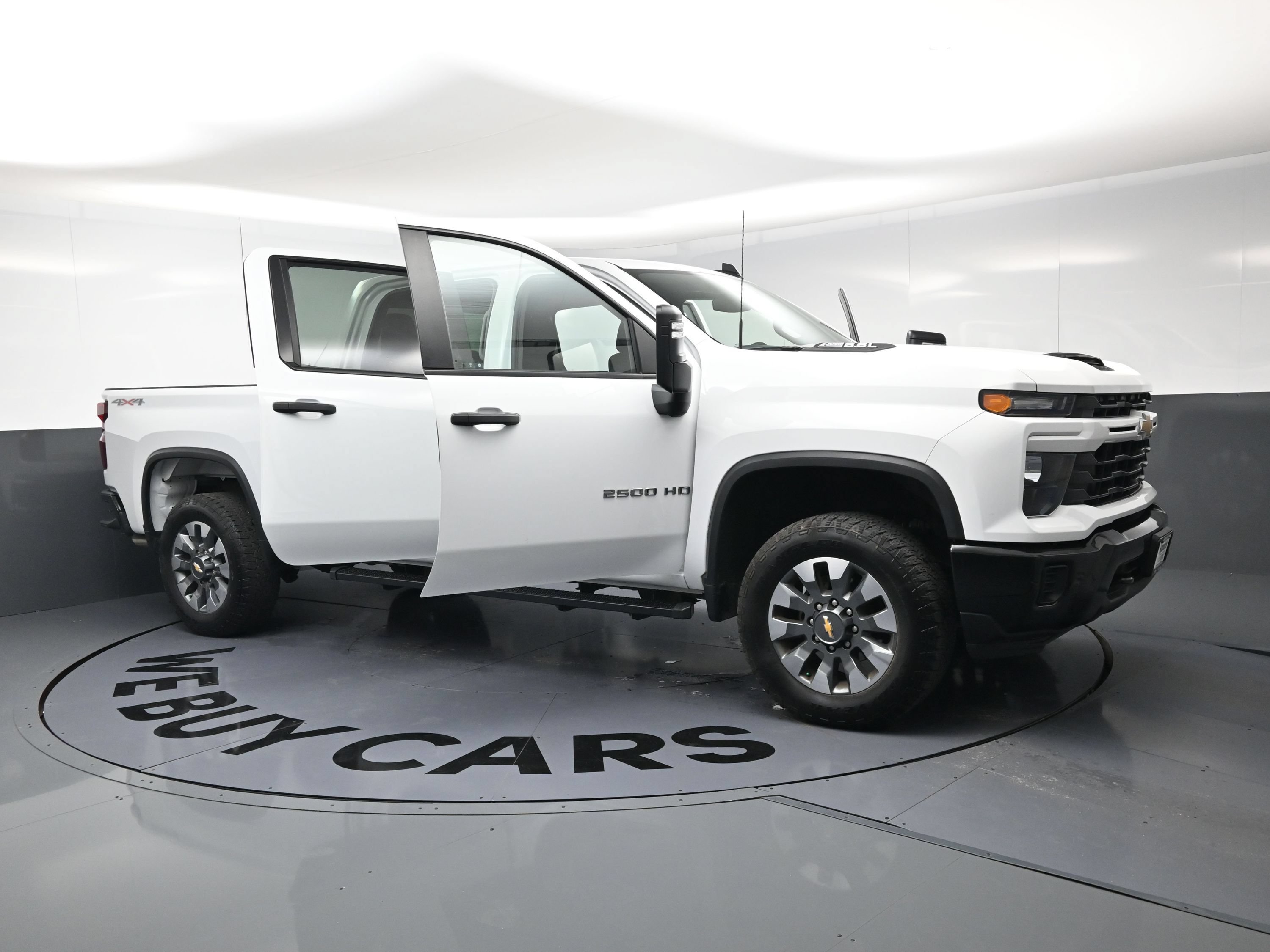 Used 2024 Chevrolet Silverado 2500 Custom w/ Custom Convenience Package AWD/4WD image 25
