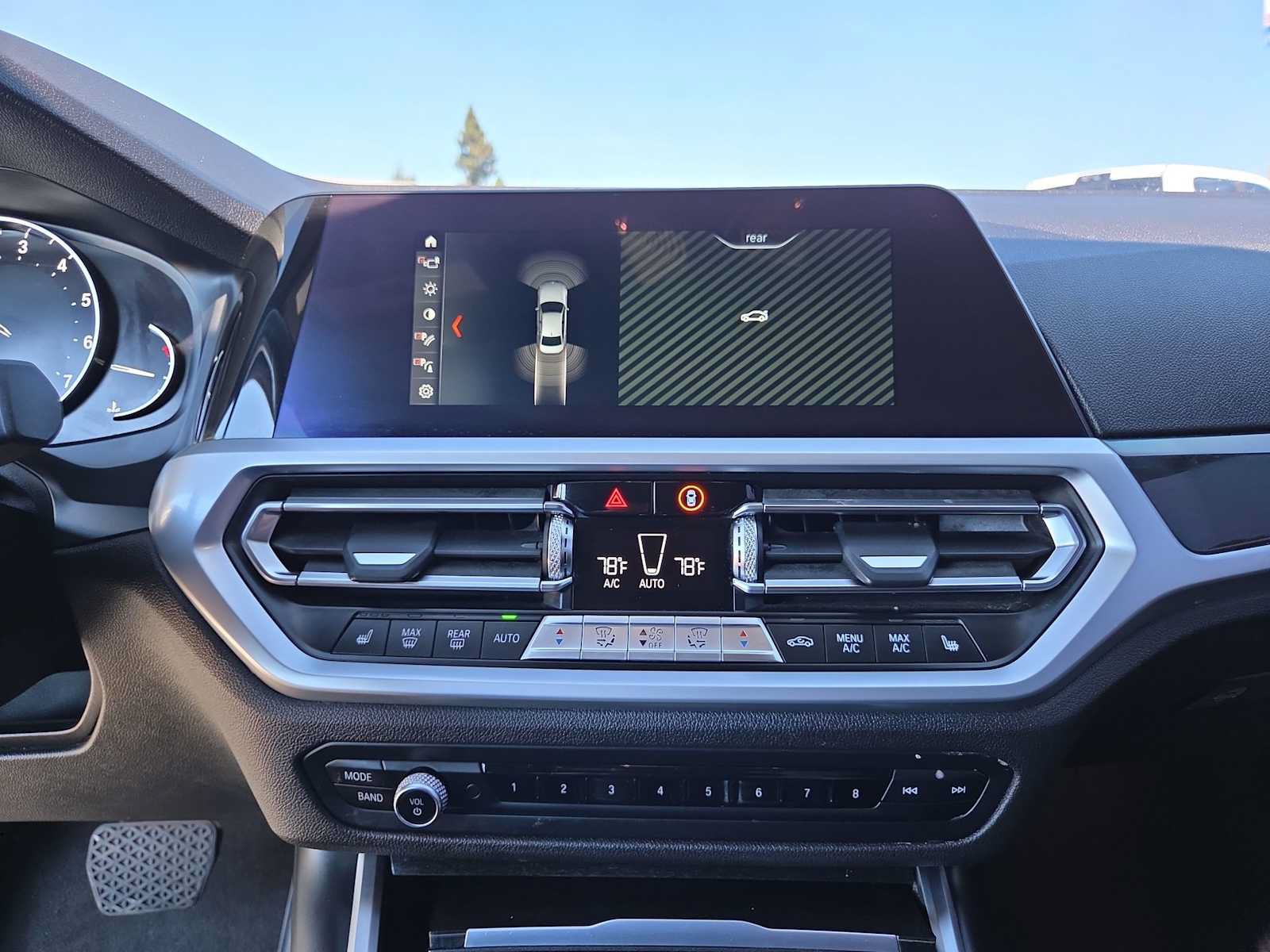 Used 2019 BMW 330i Sedan w/ Driving Assistance Package RWD image 24