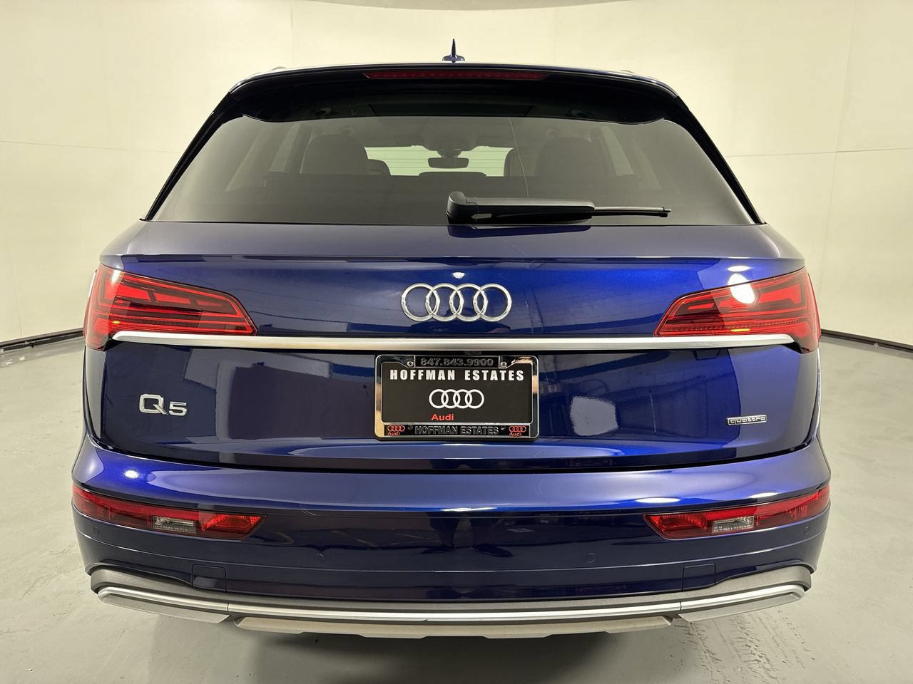 Used 2023 Audi Q5 2.0T Premium w/ Convenience Package AWD/4WD image 33
