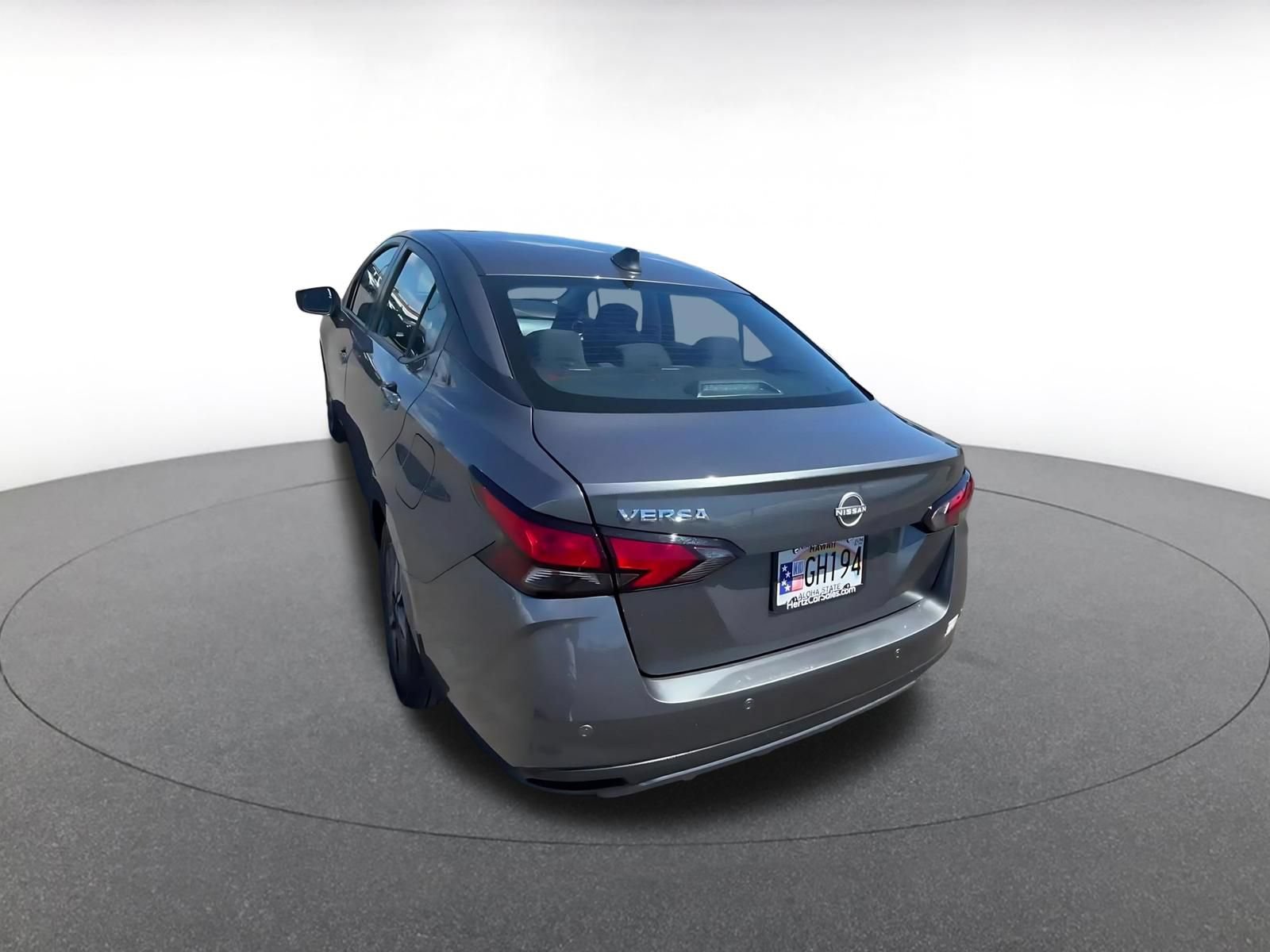 Used 2025 Nissan Versa SV FWD image 11