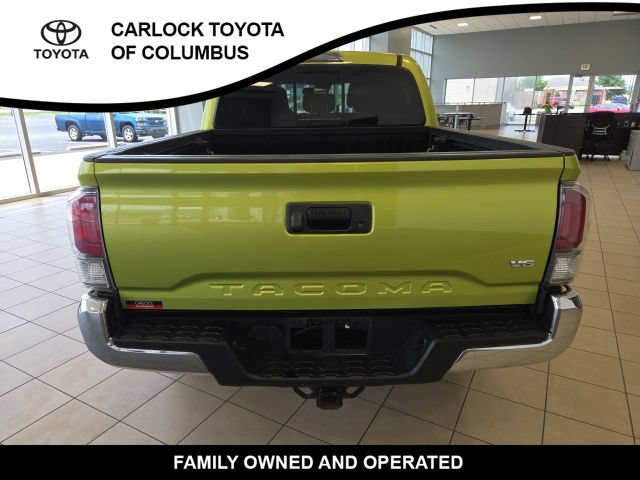 Used 2023 Toyota Tacoma TRD Off-Road AWD/4WD image 8