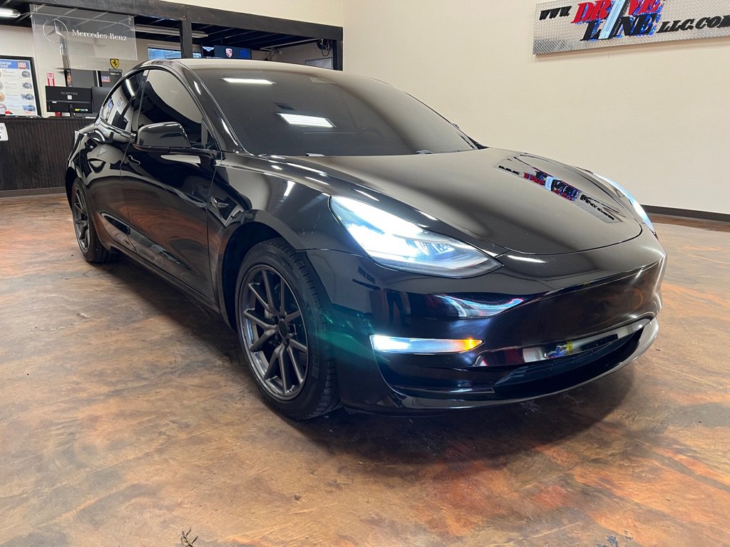 Used 2019 Tesla Model 3 Standard Range RWD image 3