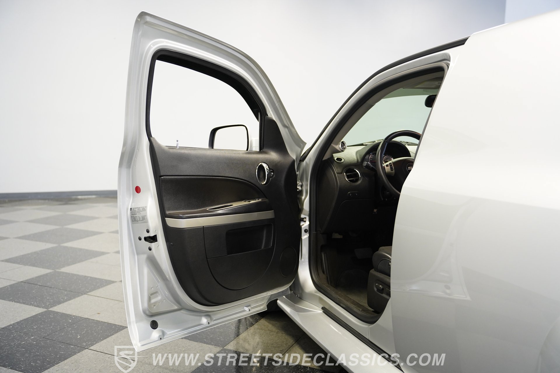 Used 2009 Chevrolet HHR SS FWD image 37