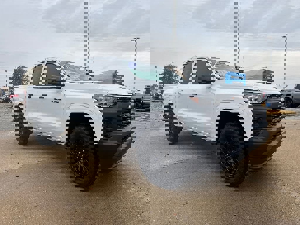 New 2026 Chevrolet Colorado W/T image 7