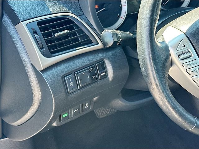 Used 2015 Nissan Sentra SV image 10
