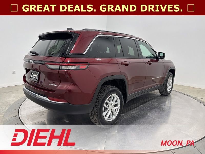 New 2025 Jeep Grand Cherokee Laredo X AWD/4WD image 7