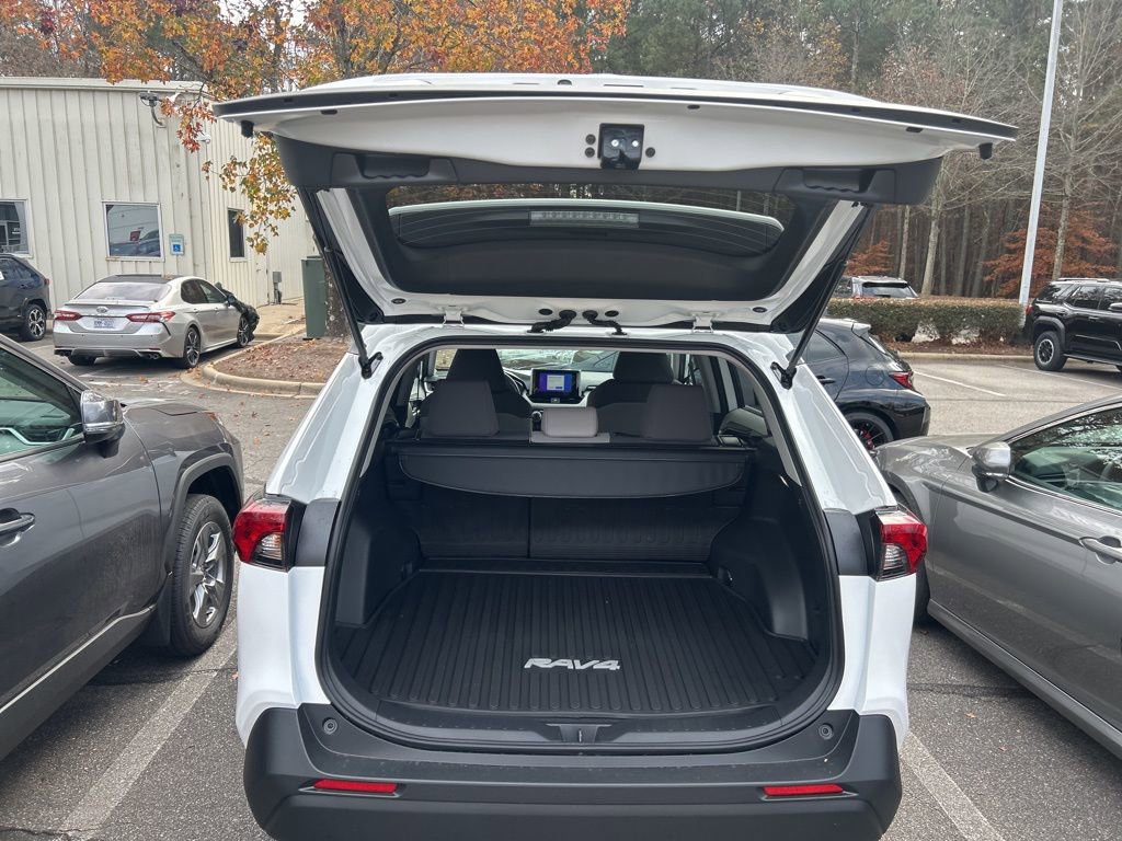 New 2025 Toyota RAV4 XLE image 17
