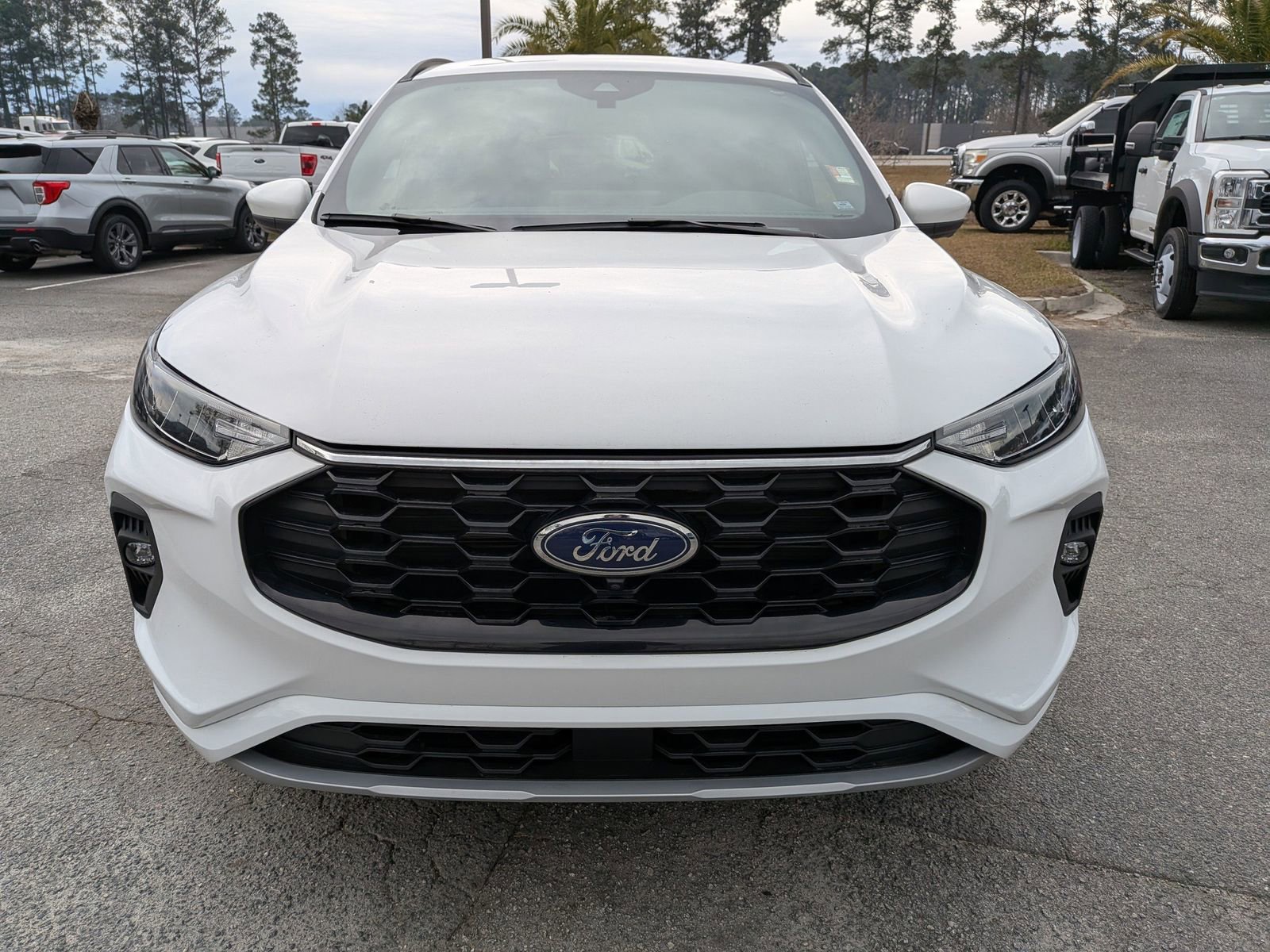 Certified 2023 Ford Escape ST-Line Select w/ Tech Pack #2 image 9