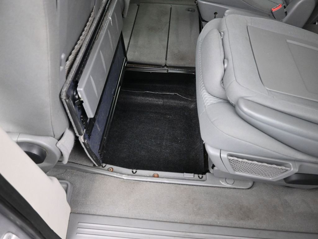 Used 2010 Dodge Grand Caravan SE w/ Climate Group FWD image 20