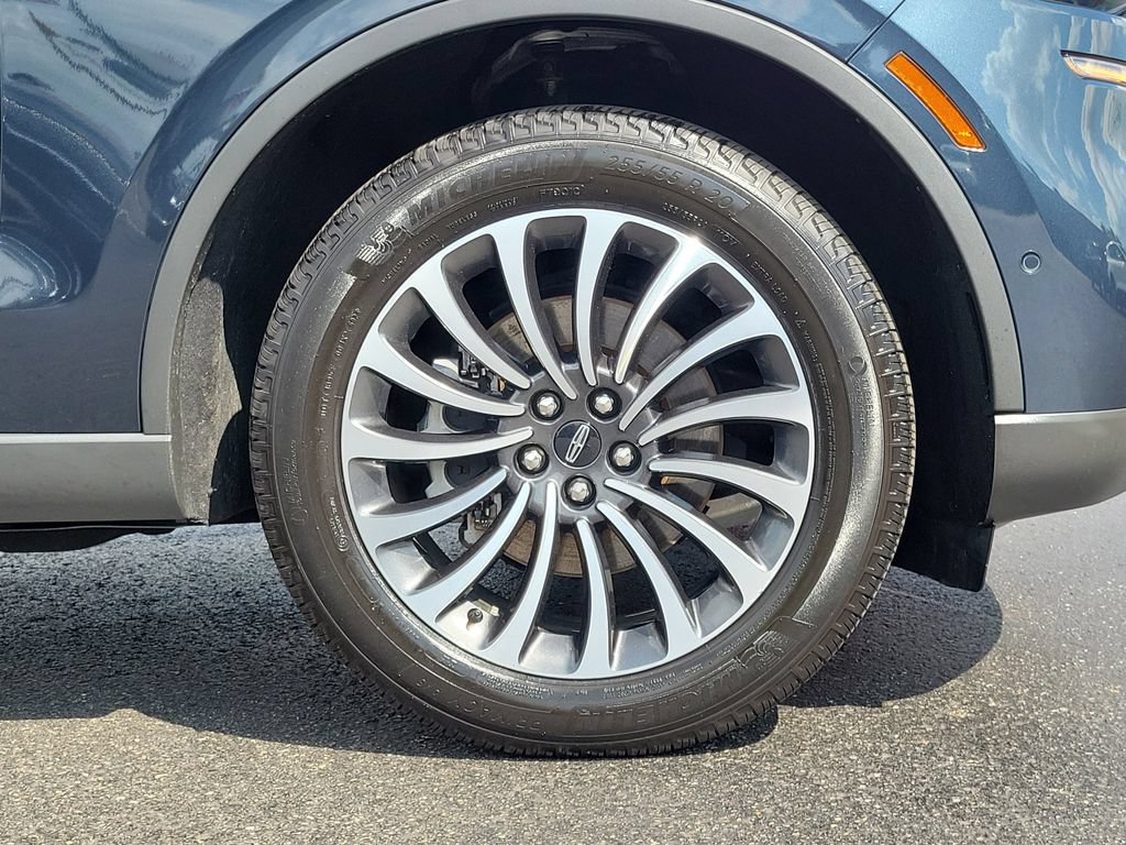 Certified 2024 Lincoln Aviator Reserve w/ Equipment Group 201A AWD/4WD image 9