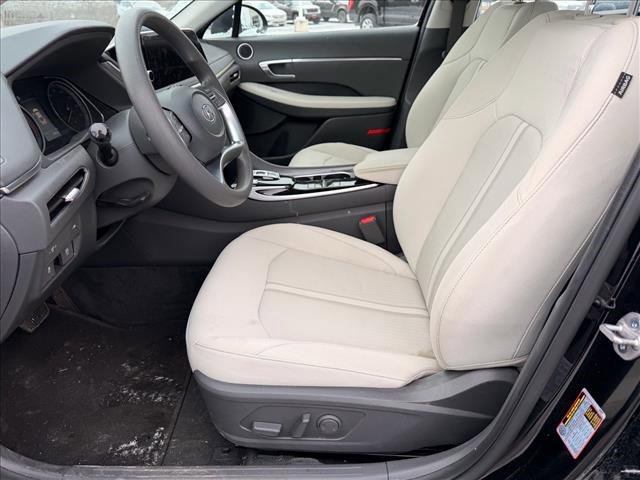 Used 2023 Hyundai Sonata SEL w/ Cargo Package image 6