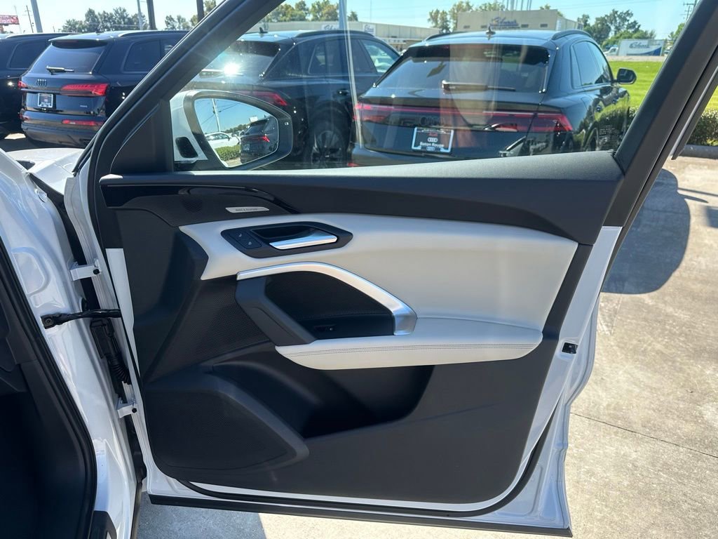 New 2025 Audi Q5 Premium Plus image 29