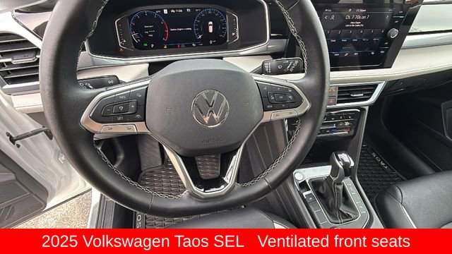 Used 2025 Volkswagen Taos SEL image 18