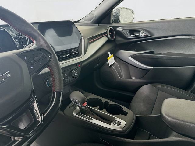 New 2026 Chevrolet Trax RS image 9