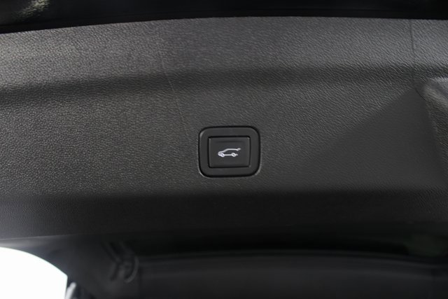 Used 2023 GMC Yukon AT4 w/ Technology Package image 24