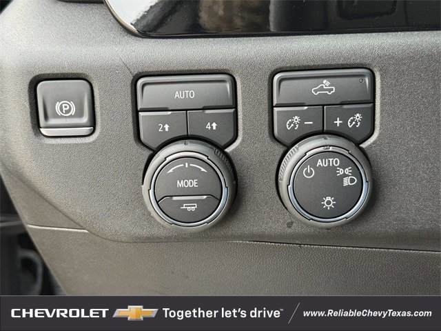 Certified 2025 Chevrolet Silverado 1500 LT image 28