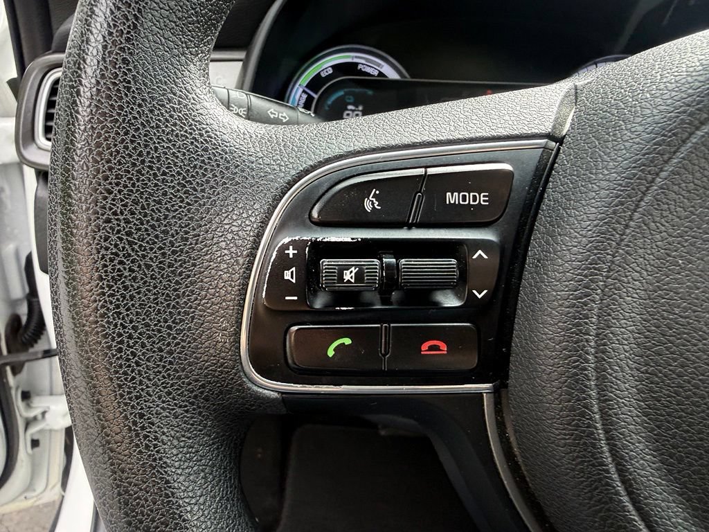 Used 2017 Kia Niro LX FWD image 26