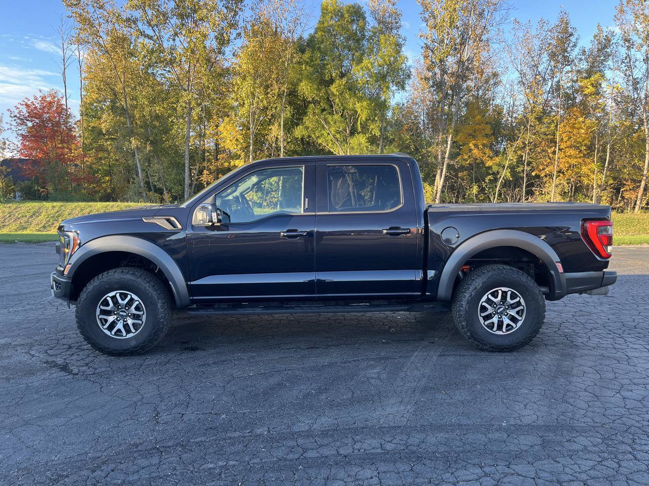 Used 2021 Ford F150 Raptor w/ Equipment Group 801A High AWD/4WD image 2
