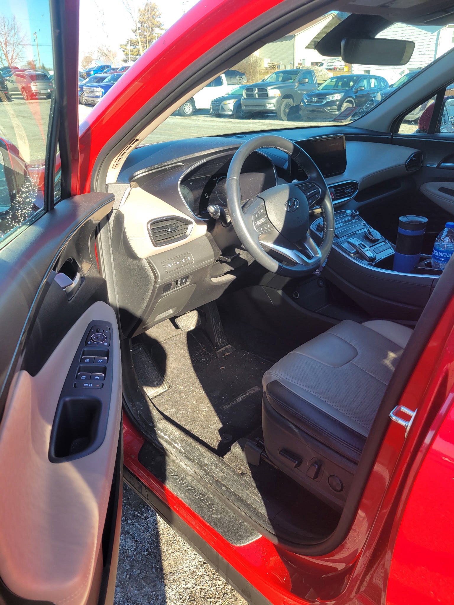 Used 2023 Hyundai Santa Fe SEL w/ Premium Package image 7