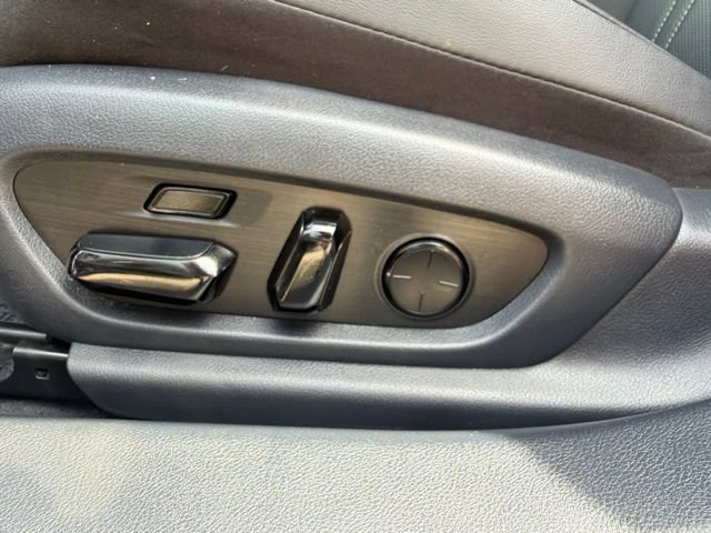 Used 2023 Lexus ES 350 w/ Accessory Package (Z1) FWD image 28
