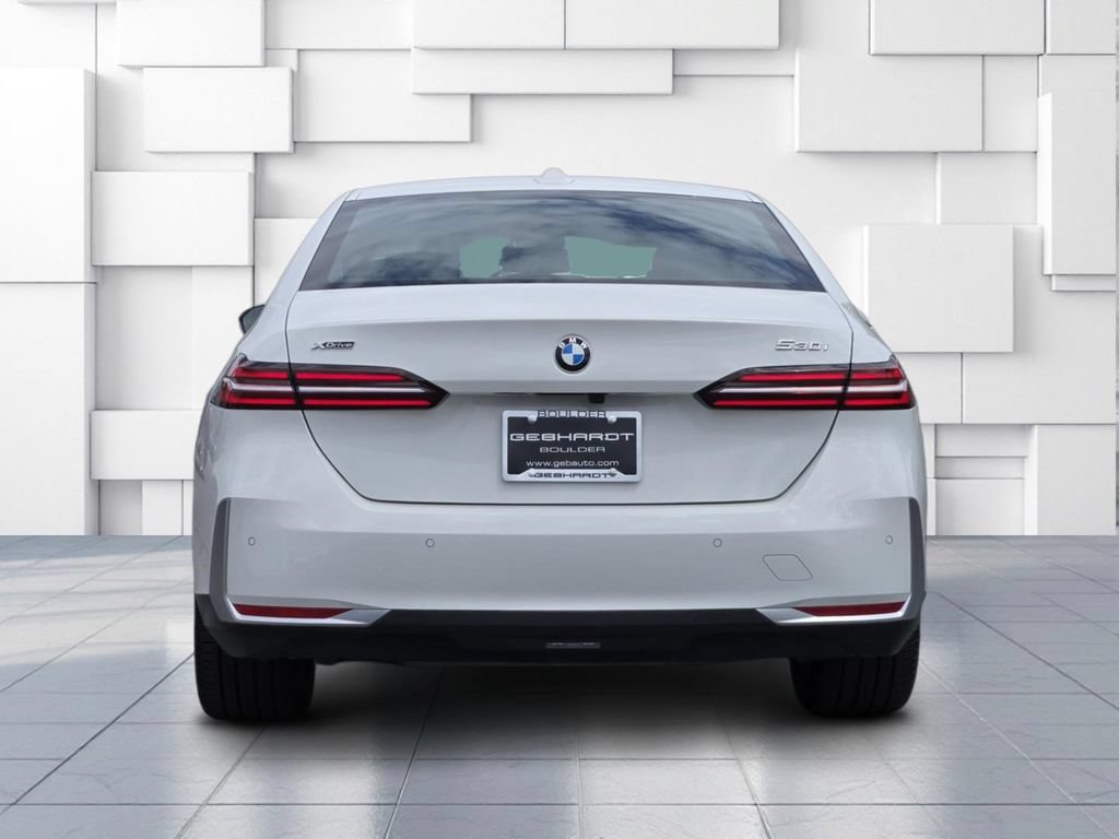 Certified 2026 BMW 530i xDrive w/ Premium Package AWD/4WD image 7