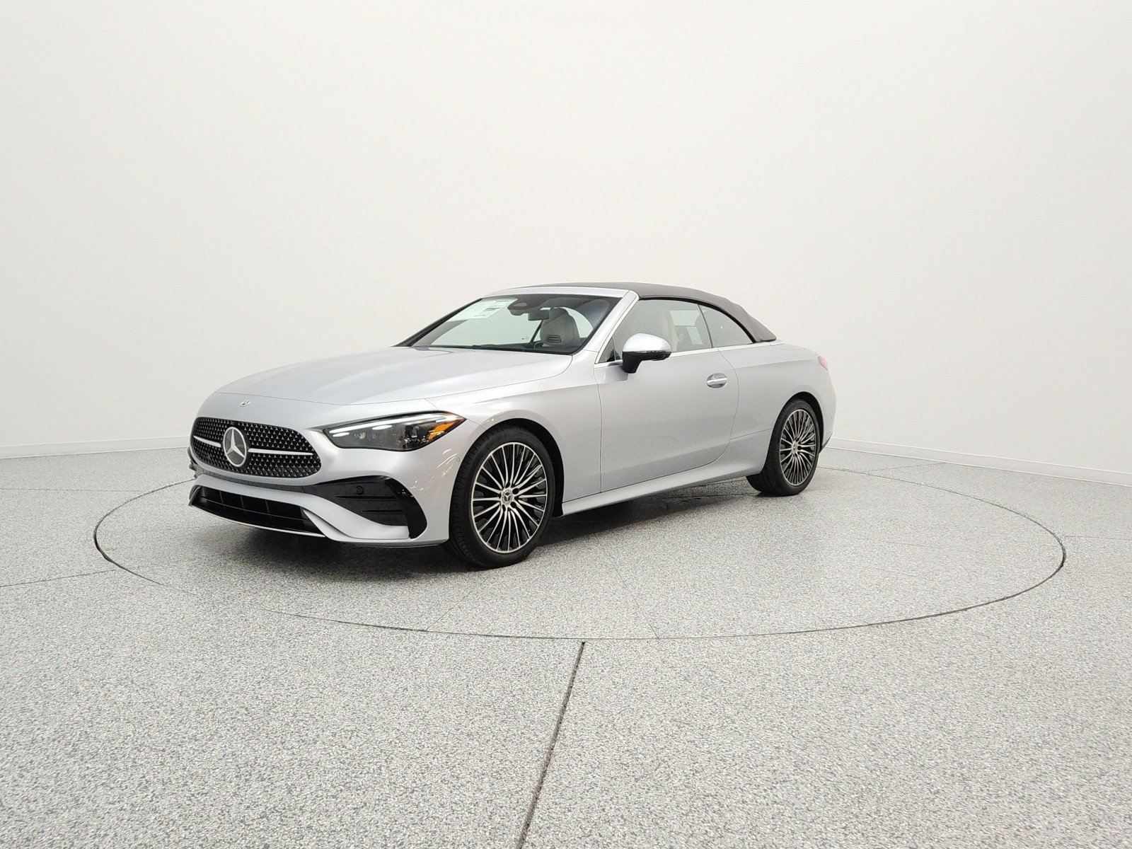 New 2026 Mercedes-Benz CLE 300 4MATIC Cabriolet image 9