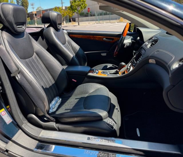 Used 2012 Mercedes-Benz SL 550 image 51