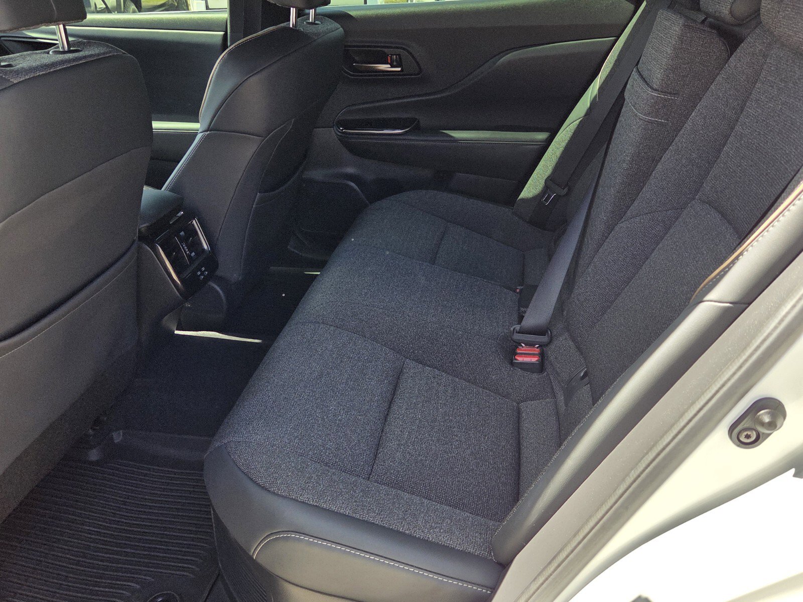 Used 2024 Toyota Crown XLE image 5