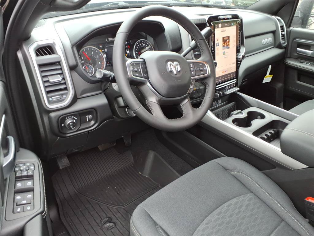 New 2026 RAM 2500 Big Horn AWD/4WD image 19