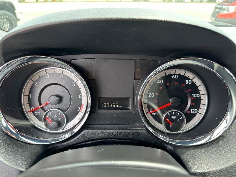 Used 2019 Dodge Grand Caravan SE FWD image 17
