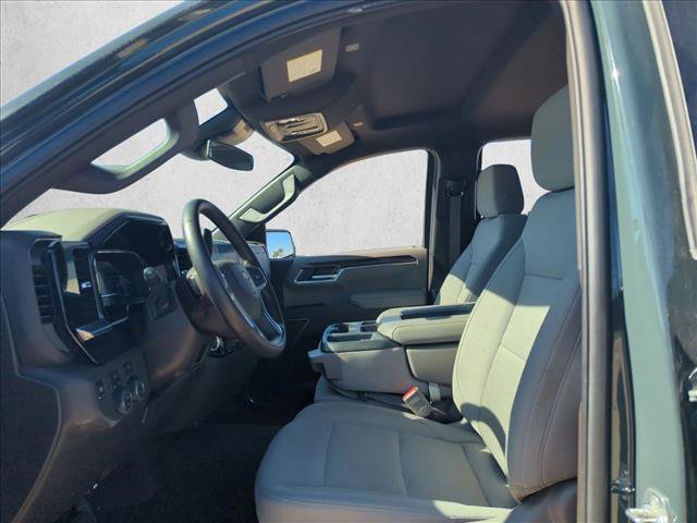 Used 2025 Chevrolet Silverado 1500 LT image 13