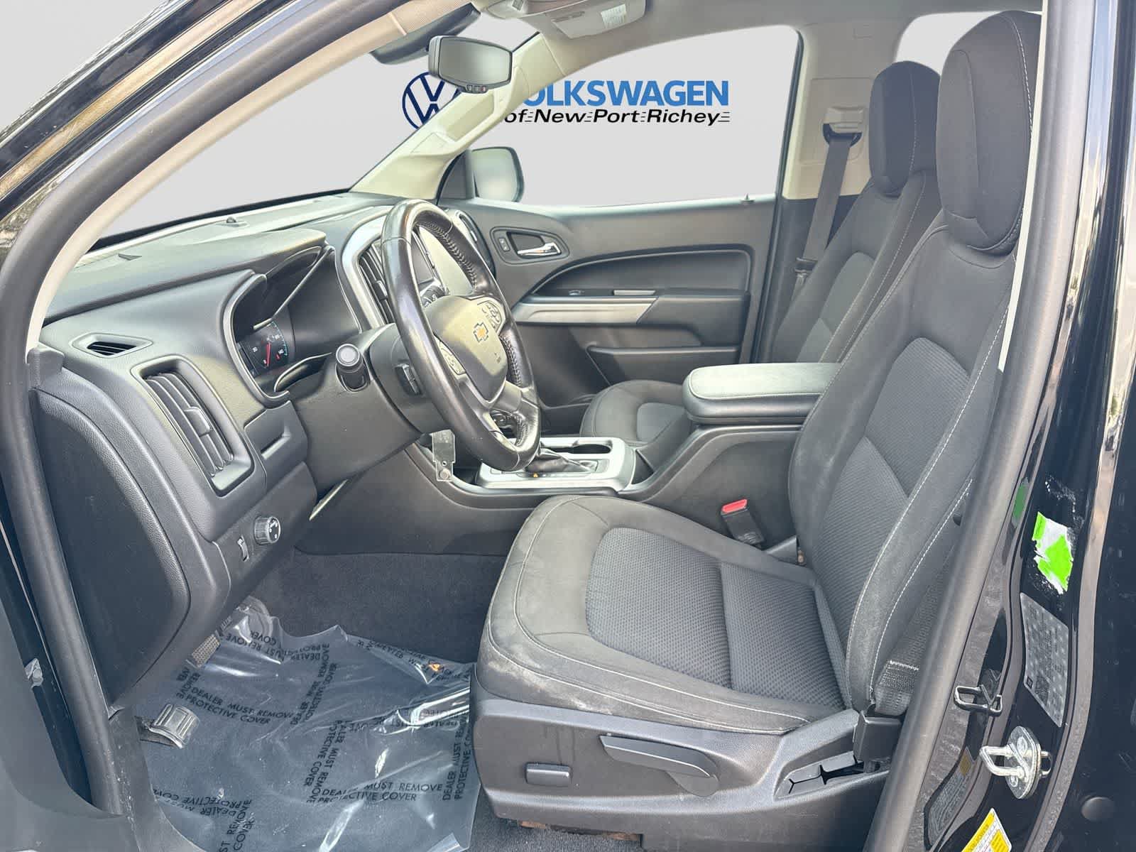 Used 2020 Chevrolet Colorado LT RWD image 23