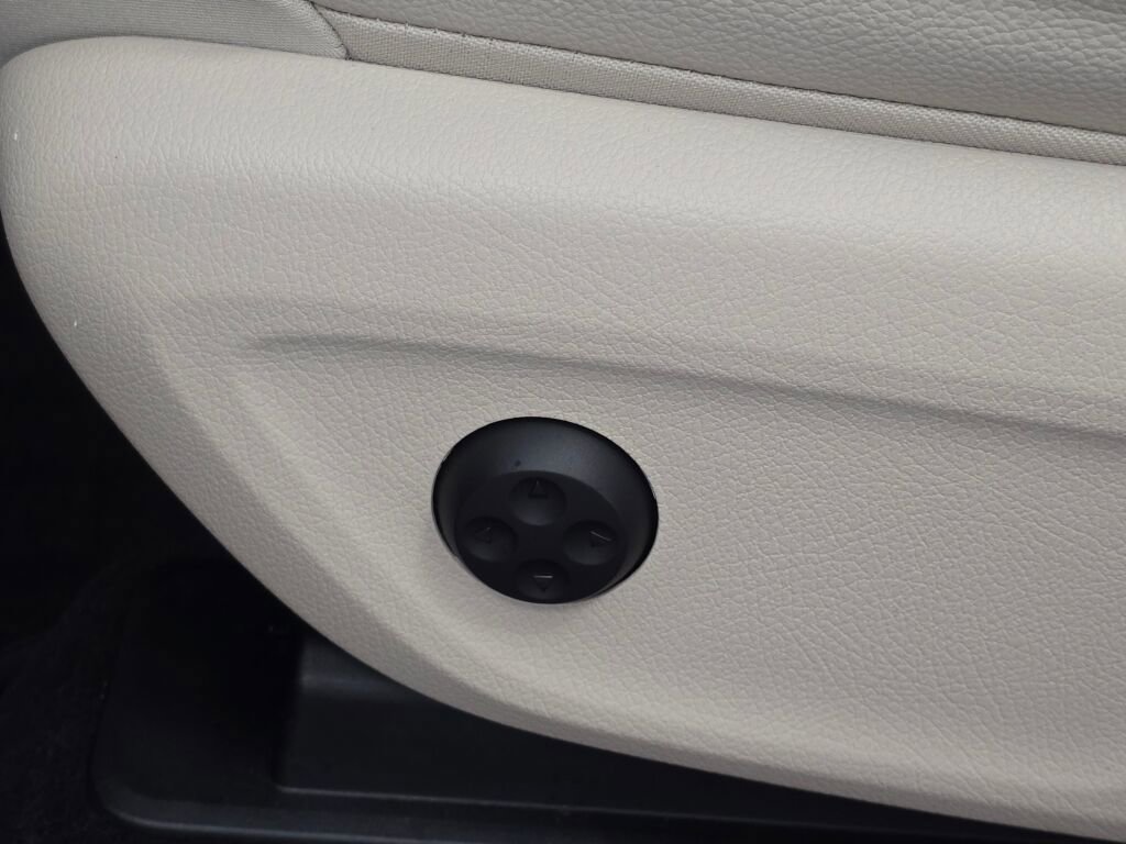 Used 2024 Mercedes-Benz GLE 450 4MATIC image 34