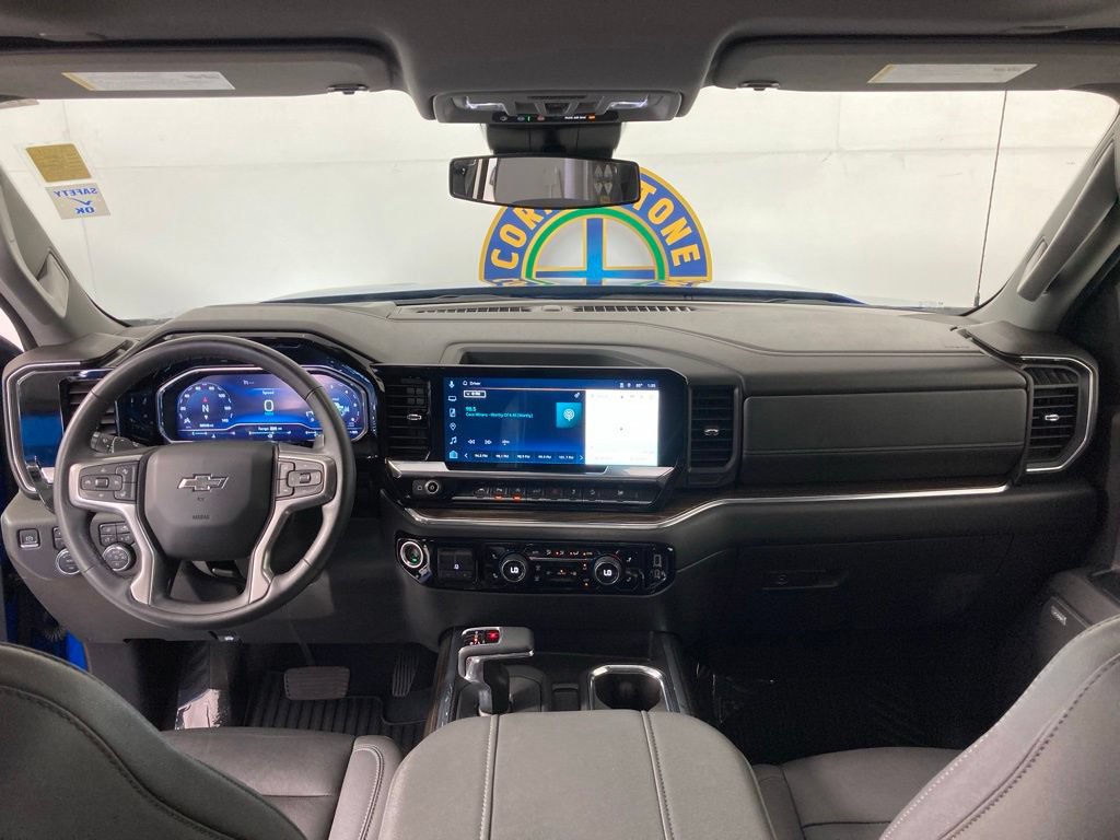 Used 2023 Chevrolet Silverado 1500 RST w/ Convenience Package II AWD/4WD image 9