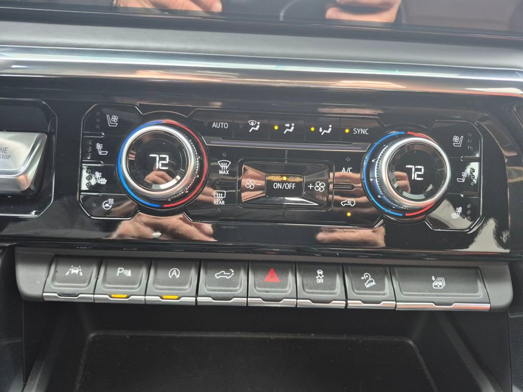 Used 2024 GMC Sierra 1500 Denali Ultimate image 24