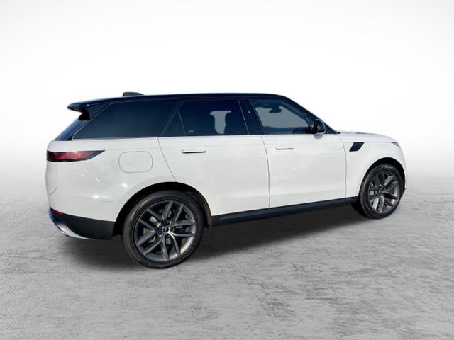 Used 2024 Land Rover Range Rover Sport SE image 7