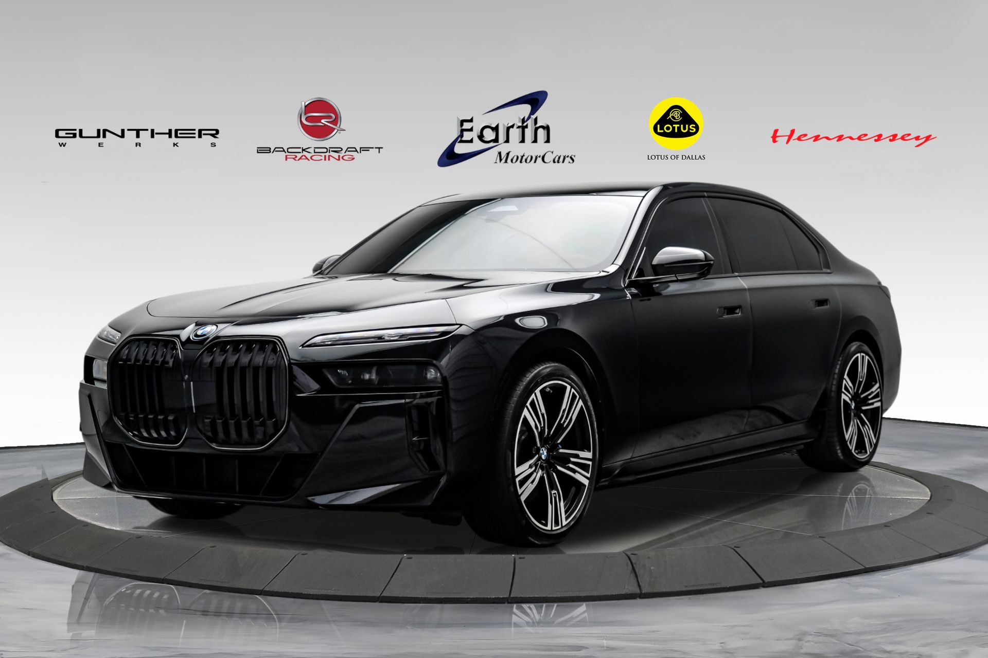 Used 2025 BMW i7 xDrive60 w/ Executive Package AWD/4WD image 1