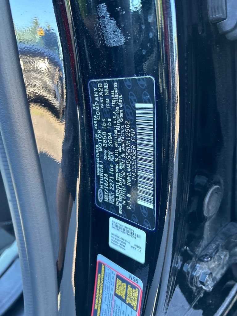 Certified 2024 Hyundai Elantra SEL FWD image 11