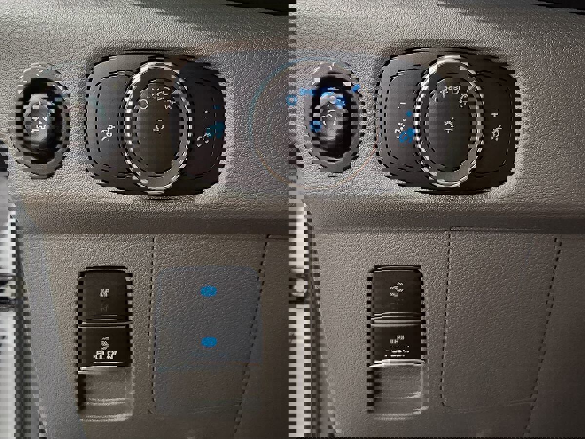 Used 2024 Ford Transit 350 XL image 37