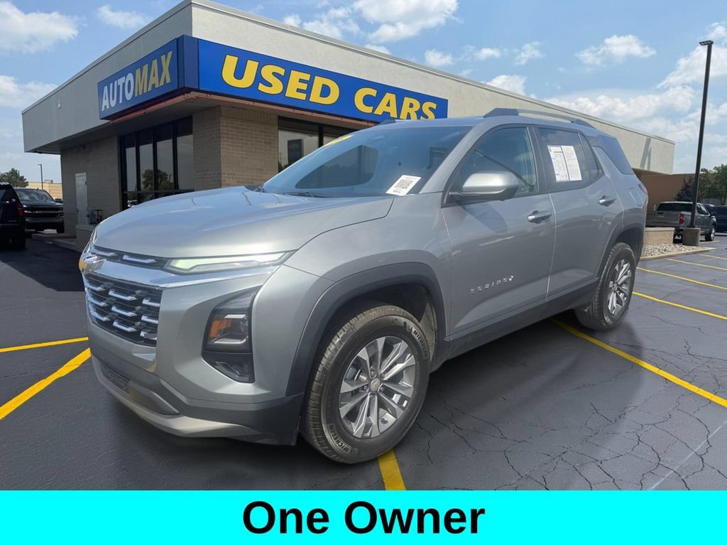 Used 2025 Chevrolet Equinox LT w/ Convenience Package II AWD/4WD image 1