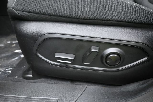 New 2026 Jeep Cherokee Laredo AWD/4WD image 17